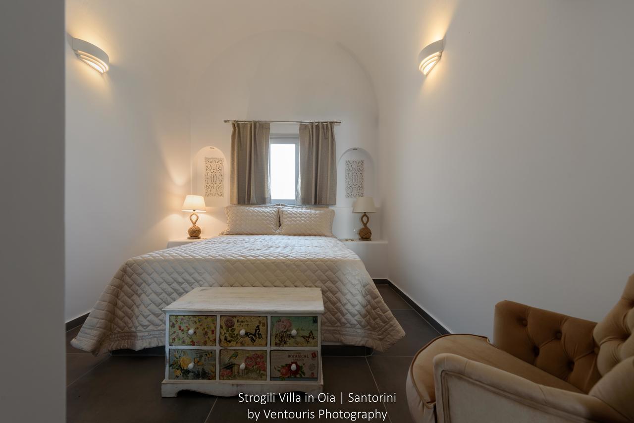 Strogili Aparthotel Oía Exteriör bild